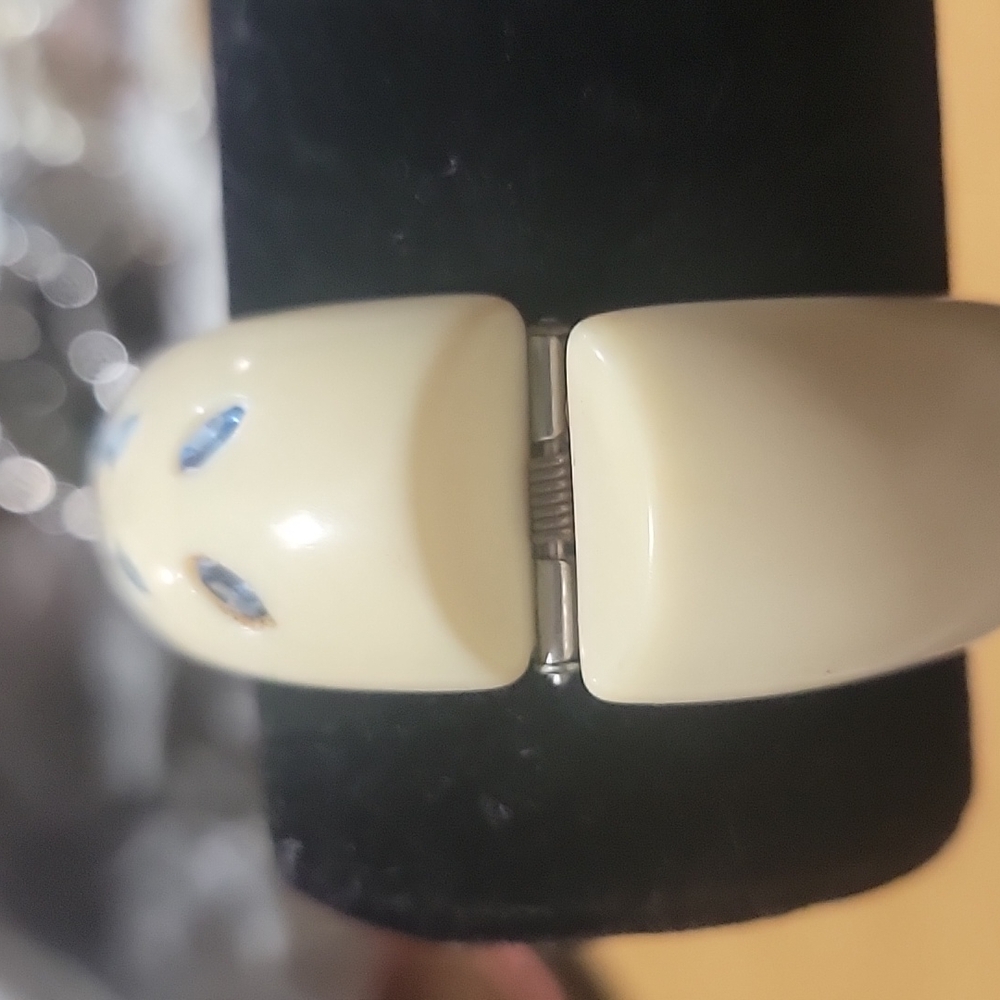 Bracelet - Picture 3 of 4